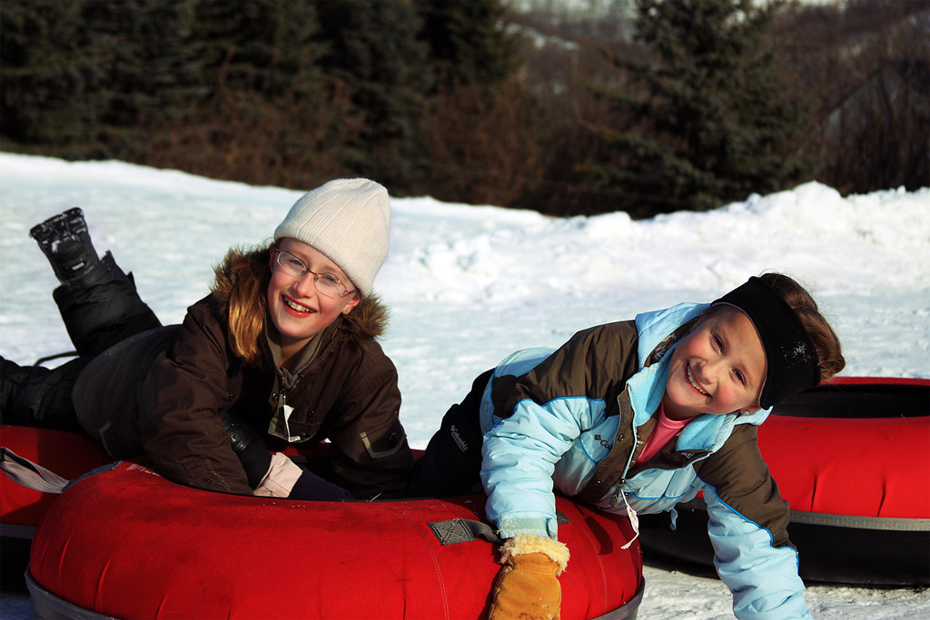 Kids-Snow-Tubing