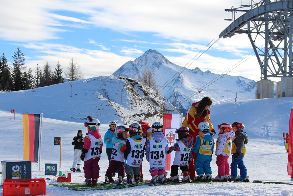 Mayrhofen Kids Ski Instructor