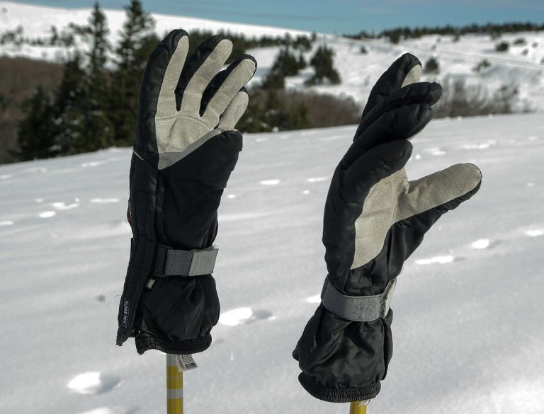 Comment faire sécher des gants de ski en toute sécurité ? [3 étapes faciles]