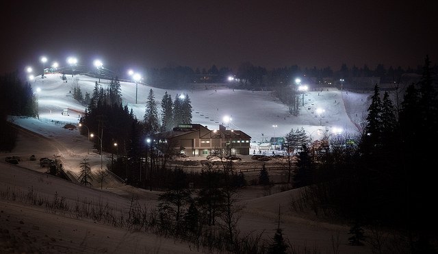 night ski valley